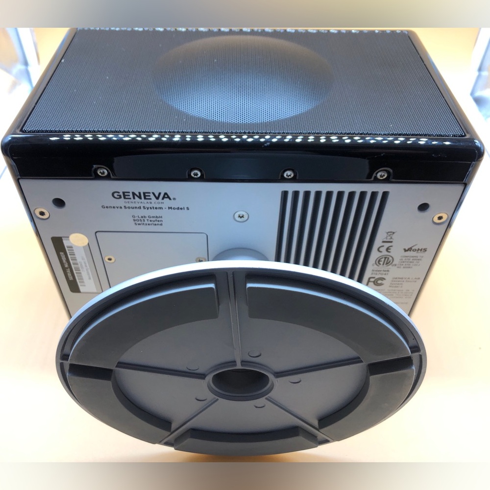 Geneva Lab Sound System - Model S Docking System - Picture 5 of 5